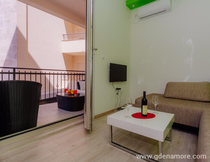 terasa i dnevna soba